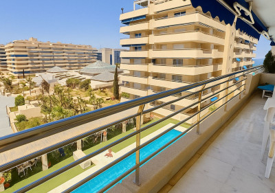 2 Bedroom Middle Floor Apartment in Puerto Banús - Image 2