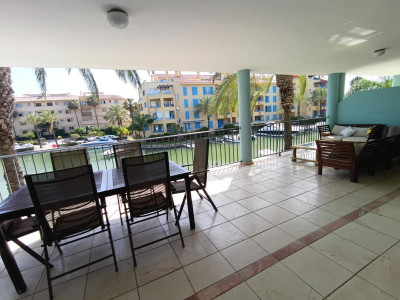 3 Bedroom Middle Floor Apartment in Sotogrande Marina - Image 4