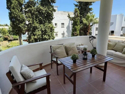3 Bedroom Middle Floor Apartment in The Golden Mile - Image 5
