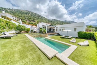 7 Bedroom Detached Villa in Mijas
