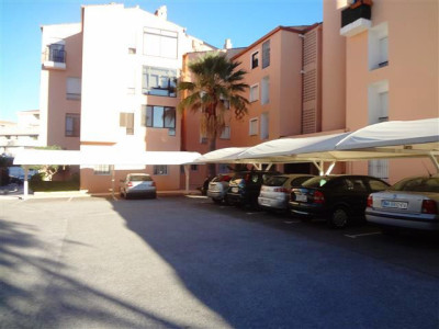 3 Bedroom Middle Floor Apartment in Nueva Andalucía - Image 1