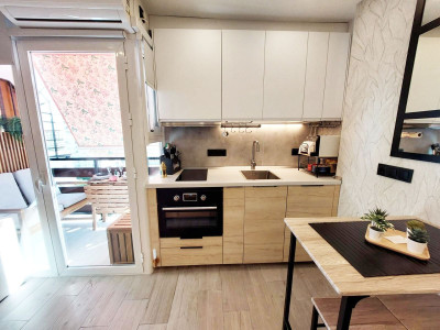 1 Bedroom Top Floor Apartment in Benalmadena Costa - Image 5
