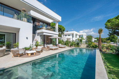 6 Bedroom Detached Villa in Nagüeles - Image 4