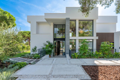 6 Bedroom Detached Villa in Nagüeles - Image 5