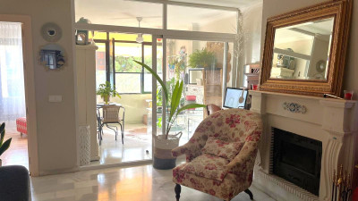 3 Bedroom Middle Floor Apartment in Puerto Banús - Image 5