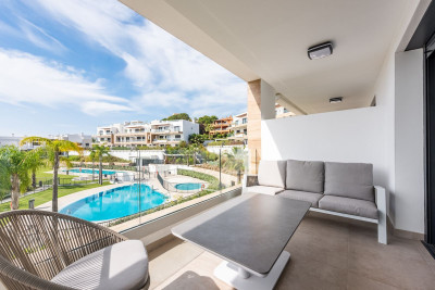 2 Bedroom Middle Floor Apartment in Atalaya - Image 4