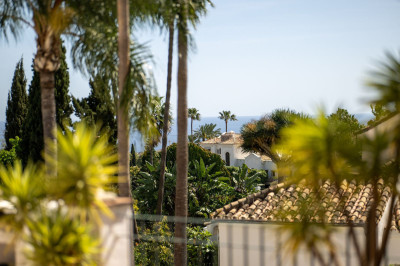 4 Bedroom Townhouse in Marbella - Image 5