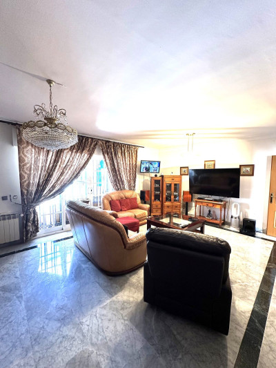 5 Bedroom Detached Villa in San Pedro de Alcántara - Image 4