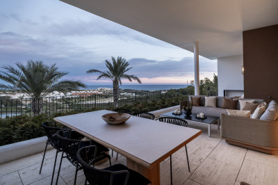 3 Bedroom Middle Floor Apartment in Casares - Image 3