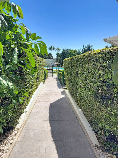 3 Bedroom Ground Floor Apartment in Bel Air - Image 4