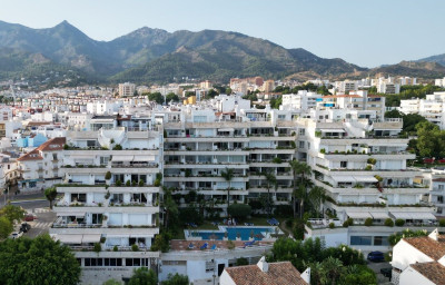 2 Bedroom Middle Floor Apartment in Marbella - Image 3