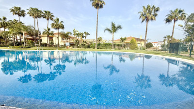 4 Bedroom Semi-Detached House in Riviera del Sol