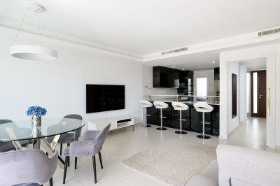 3 Bedroom Townhouse in The Golden Mile - Image 3