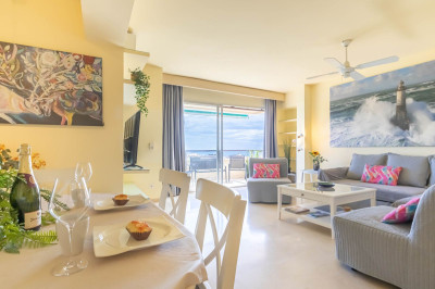 1 Bedroom Middle Floor Apartment in Marbesa - Image 1