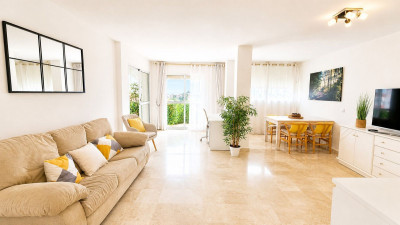 2 Bedroom Middle Floor Apartment in Atalaya - Image 4