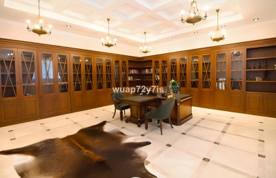 6 Bedroom Detached Villa in Guadalmina Baja - Image 3