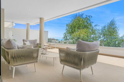 3 Bedroom Ground Floor Apartment in Benahavís