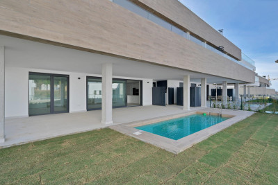 3 Bedroom Ground Floor Apartment in Marbella