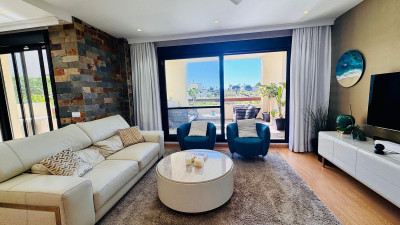 2 Bedroom Middle Floor Apartment in Selwo - Image 5
