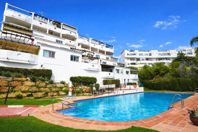 2 Bedroom Middle Floor Apartment in Mijas Costa