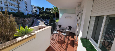 2 Bedroom Middle Floor Apartment in Torrenueva - Image 2