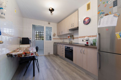 3 Bedroom Middle Floor Apartment in Mijas Costa