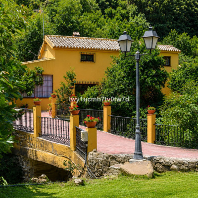 3 Bedroom Detached Villa in Ojén - Image 1
