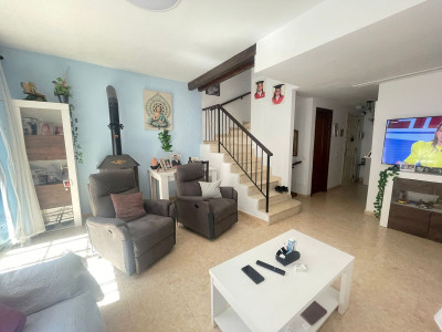 3 Bedroom Townhouse in Estepona - Image 4