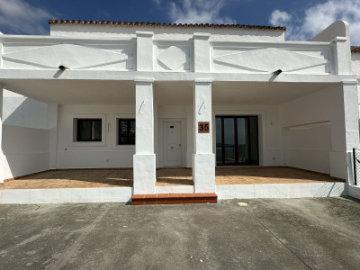 2 Bedroom Townhouse in Doña Julia - Image 2