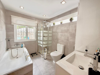 3 Bedroom Detached Villa in Benalmadena - Image 5