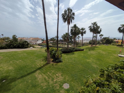 3 Bedroom Middle Floor Apartment in Benalmadena - Image 3