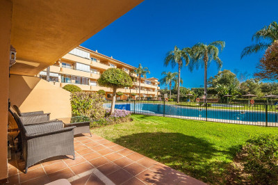 2 Bedroom Ground Floor Apartment in Elviria - Image 2
