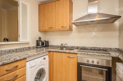2 Bedroom Ground Floor Apartment in Elviria - Image 3