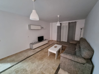 2 Bedroom Ground Floor Apartment in Manilva - Image 2
