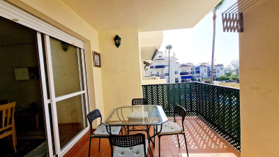 2 Bedroom Middle Floor Apartment in Nueva Andalucía - Image 3