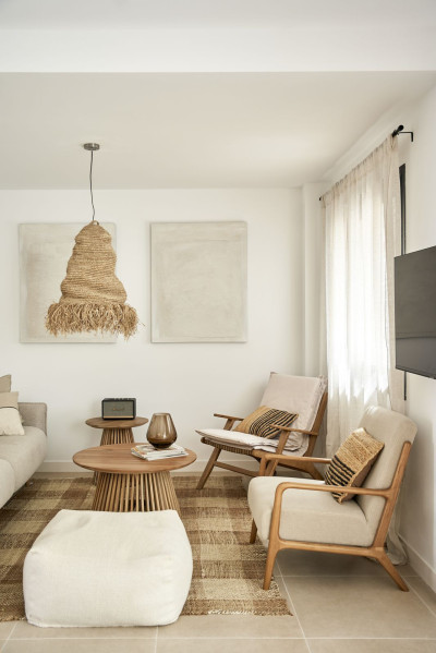 3 Bedroom Townhouse in El Paraiso - Image 4