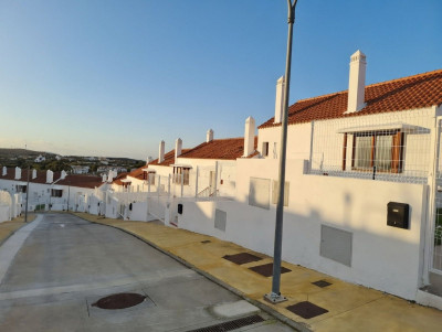 3 Bedroom Townhouse in Doña Julia - Image 1