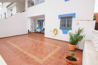 2 Bedroom Ground Floor Apartment in Manilva - Image 3