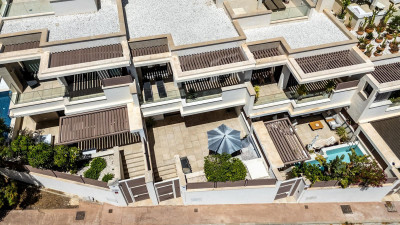 4 Bedroom Townhouse in La Cala de Mijas - Image 2