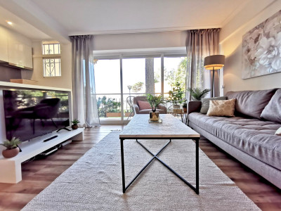 3 Bedroom Middle Floor Apartment in Estepona - Image 5