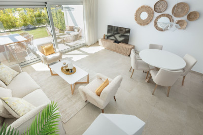 3 Bedroom Townhouse in Estepona - Image 4