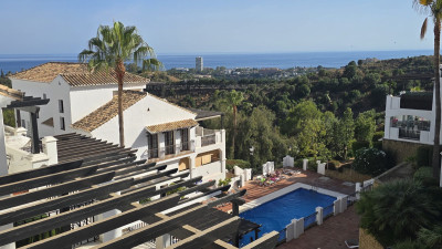 3 Bedroom Penthouse Duplex in Marbella - Image 1