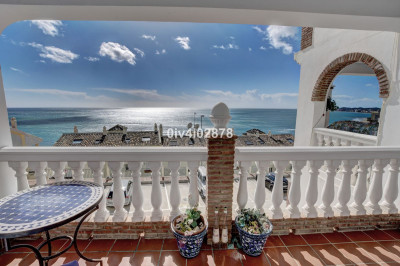 2 Bedroom Townhouse in Benalmadena - Image 1