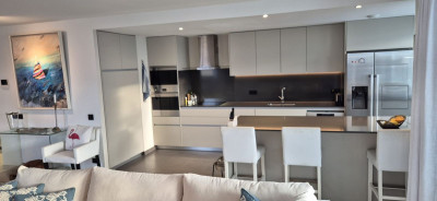 3 Bedroom Penthouse in Estepona - Image 3