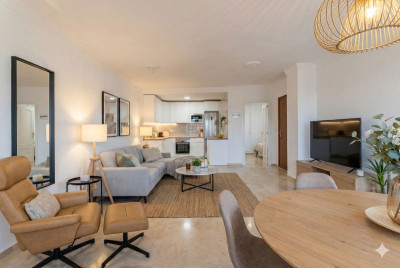 1 Bedroom Middle Floor Apartment in Mijas - Image 1