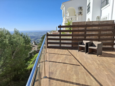 3 Bedroom Townhouse in Mijas - Image 1