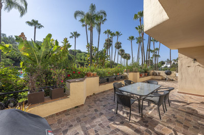 3 Bedroom Ground Floor Apartment in The Golden Mile - Image 3