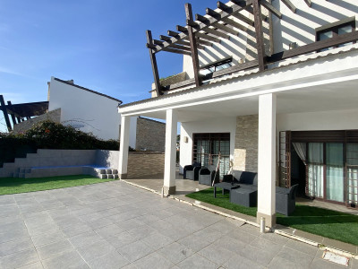5 Bedroom Semi-Detached House in Valle Romano - Image 5
