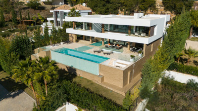 5 Bedroom Detached Villa in Benahavís