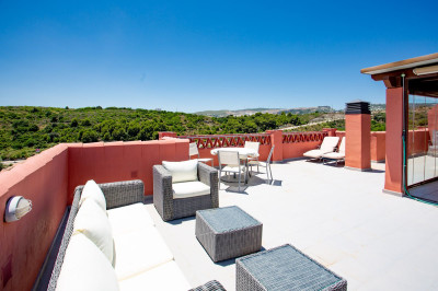 3 Bedroom Penthouse in Casares Playa - Image 3